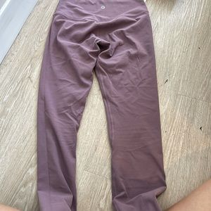 light pink lulu leggings